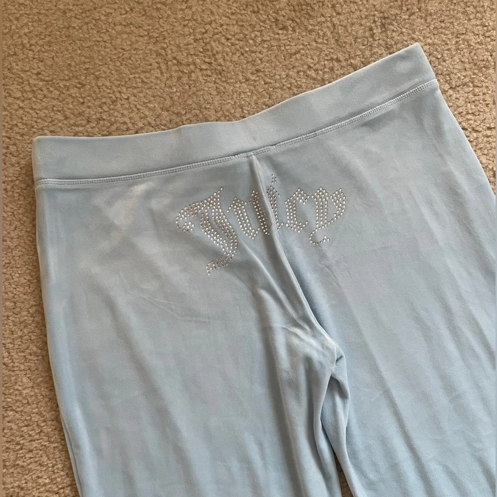 Juicy Couture Light Blue Velour Tracksuit Pants, Big Bling Mcbling Y2K Pants NWT - Picture 3 of 7